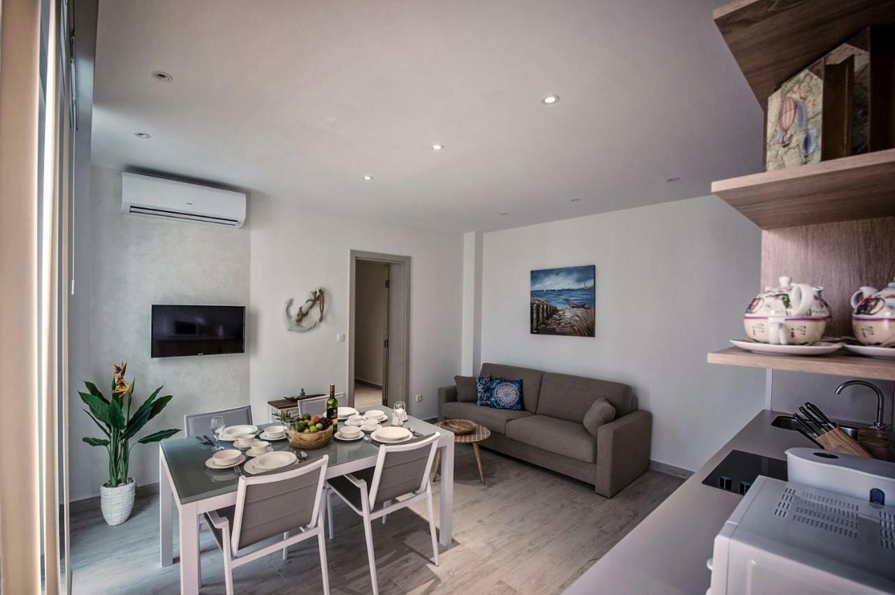 Villa Amoretta Little Love - Pisak Omis Exterior photo